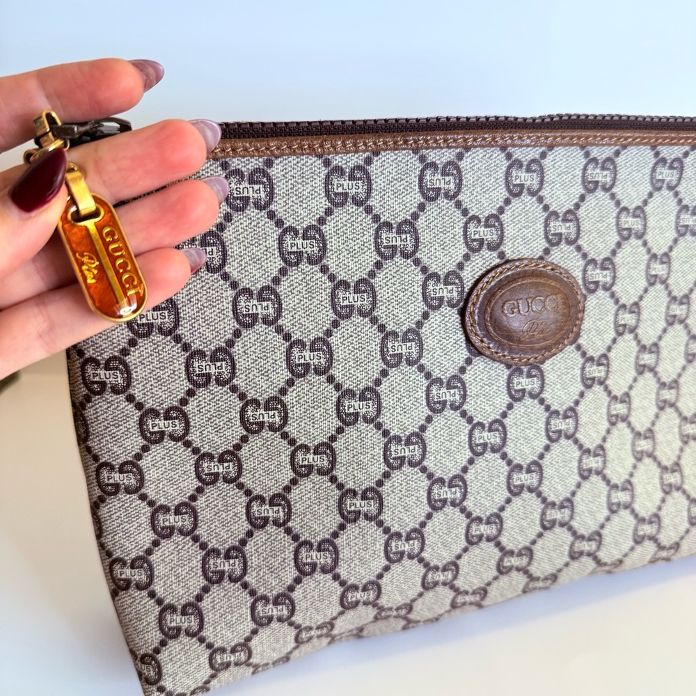 Vintage GUCCI PLUS Clutch Pouch w/ Original Auth - Picture 3 of 11